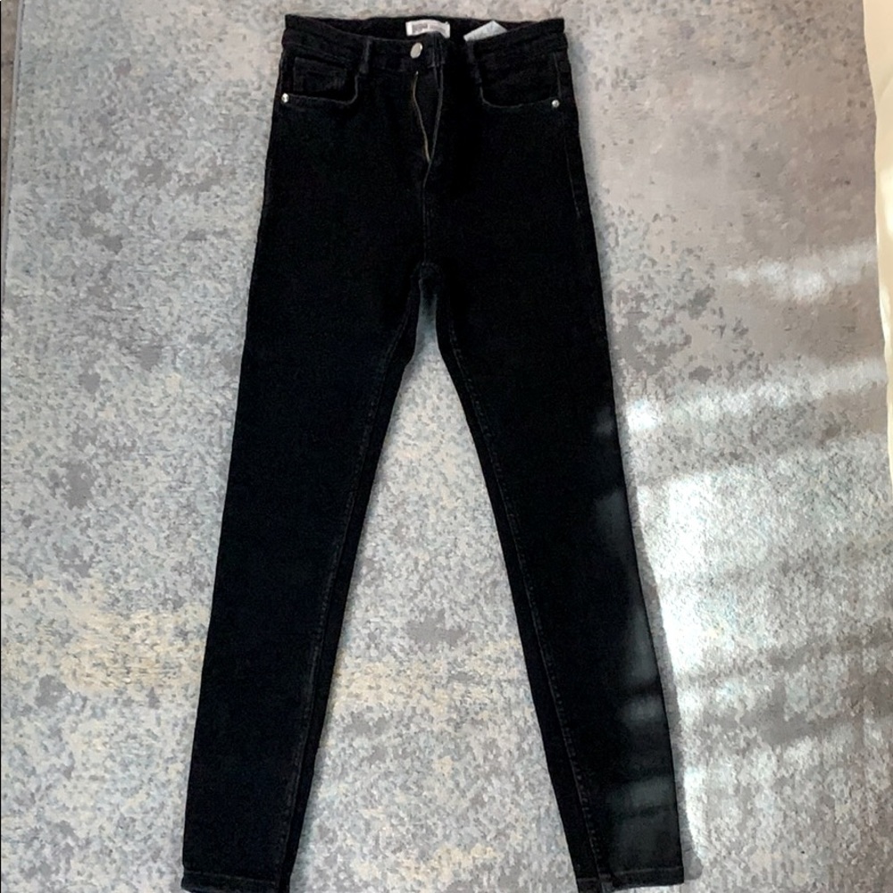 Zara size 26 stretch black jeans